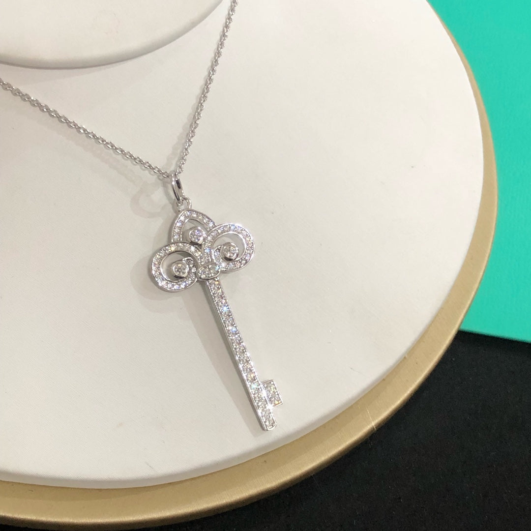 TIFFANY FLEUR KEY DIAMOND NECKLACE