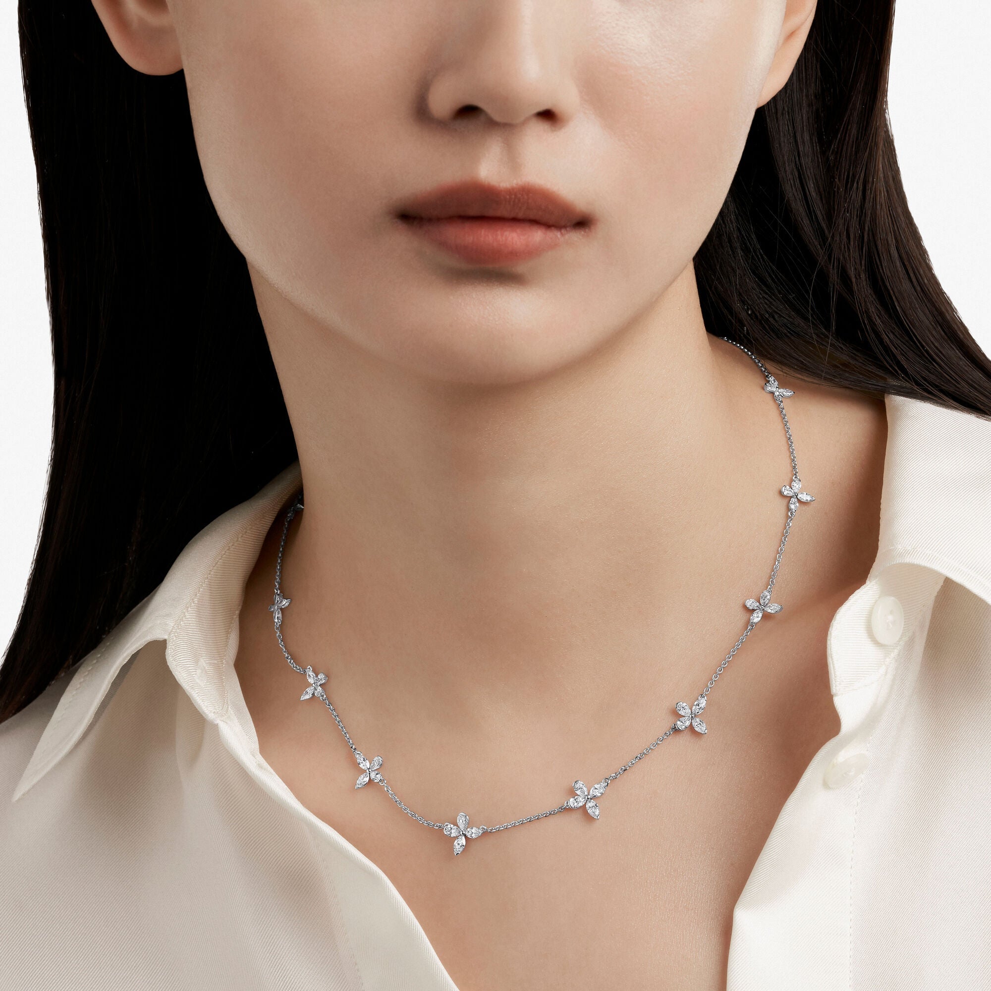GRAFF CLASSIC BUTTERFLY PETITE DIAMOND SILVER NECKLACE