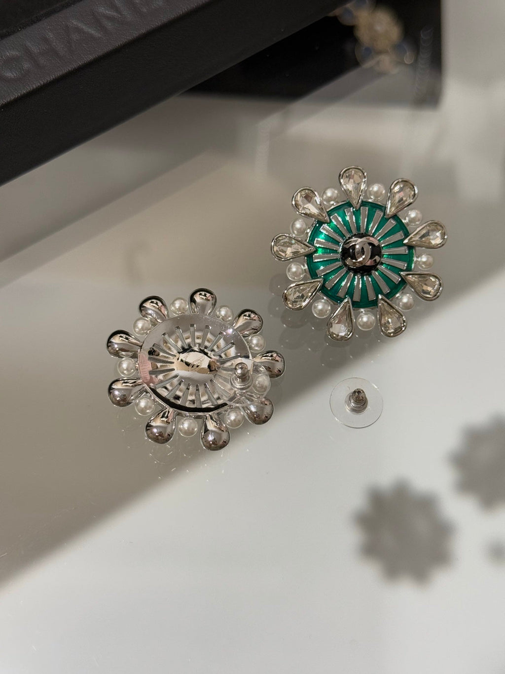Chanel 2026 Green Enamel Openwork Pearl Teardrop Crystal Silver Snowflake Earrings
