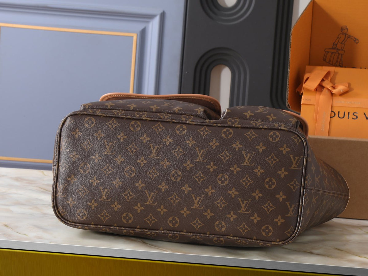 Louis Vuitton Nevereverfull Cargo Monogram Tote — detail