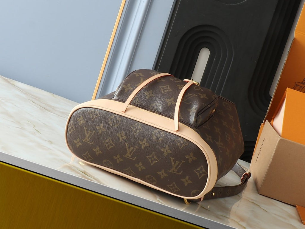 Louis Vuitton Montsouris Monogram Backpack — detail