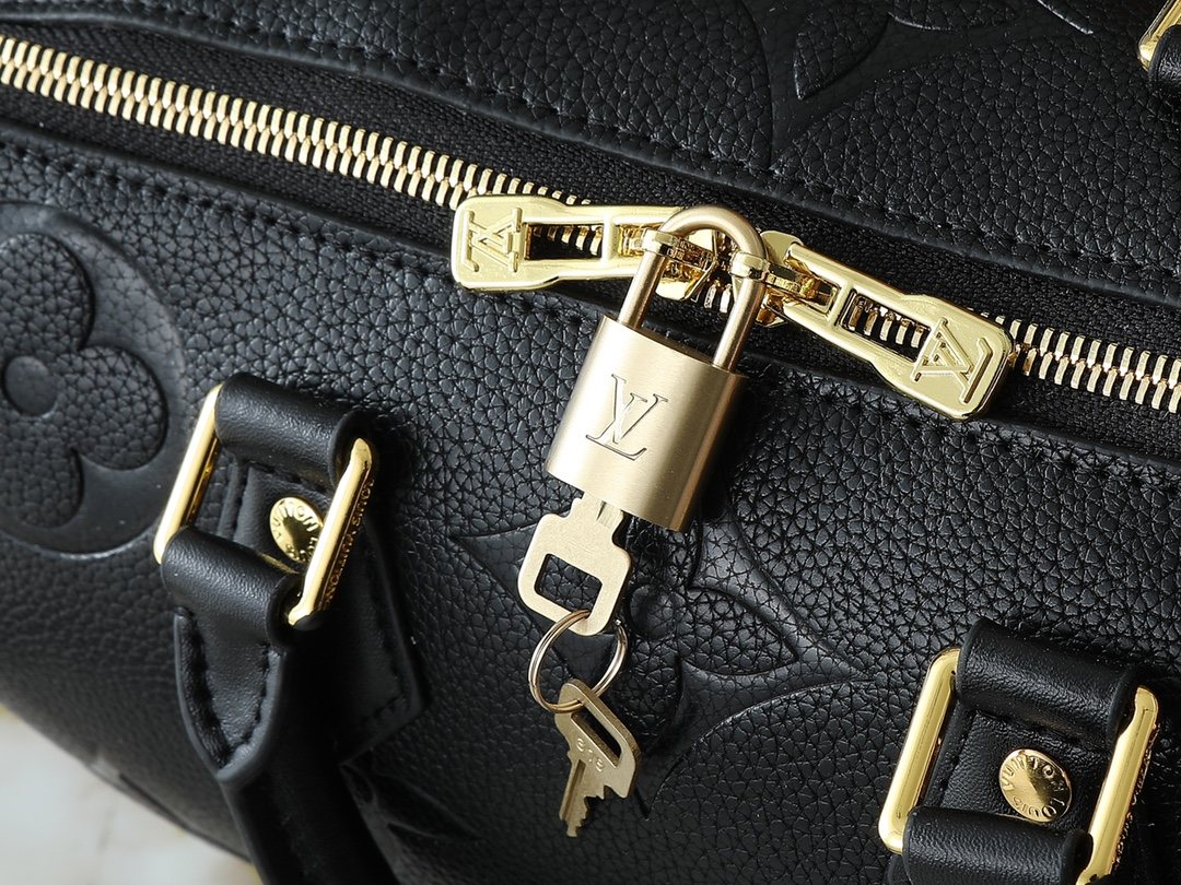 Louis Vuitton Speedy Bandoulière Monogram Empreinte Handbag — detail