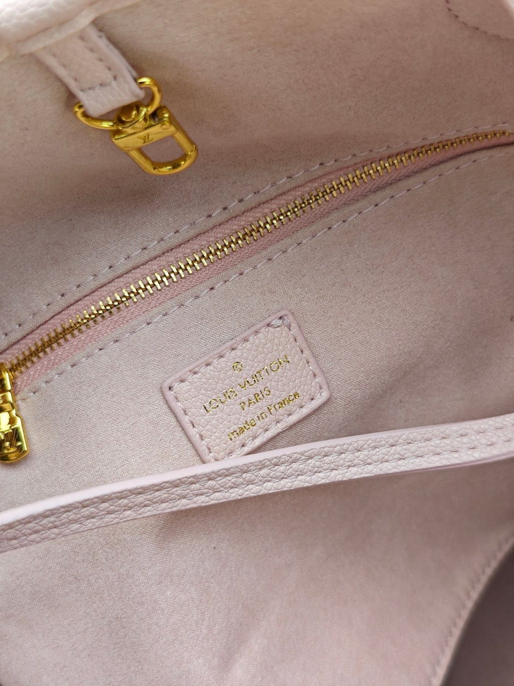 Louis Vuitton Neverfull Pink Lattice Tote — detail