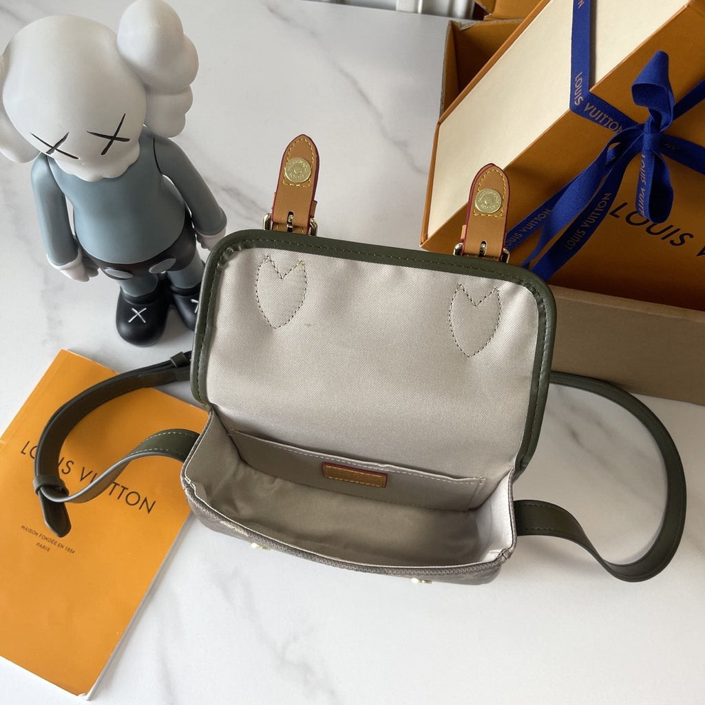 Louis Vuitton Satchel Mini Monogram Crossbody Bag — detail