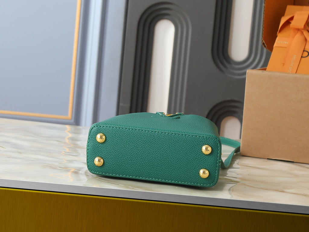 Louis Vuitton Capucines Top-Handle Handbag — detail
