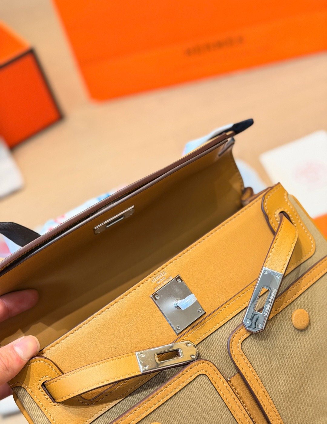 Hermès Cargo Birkin Canvas and Leather Handbag — detail