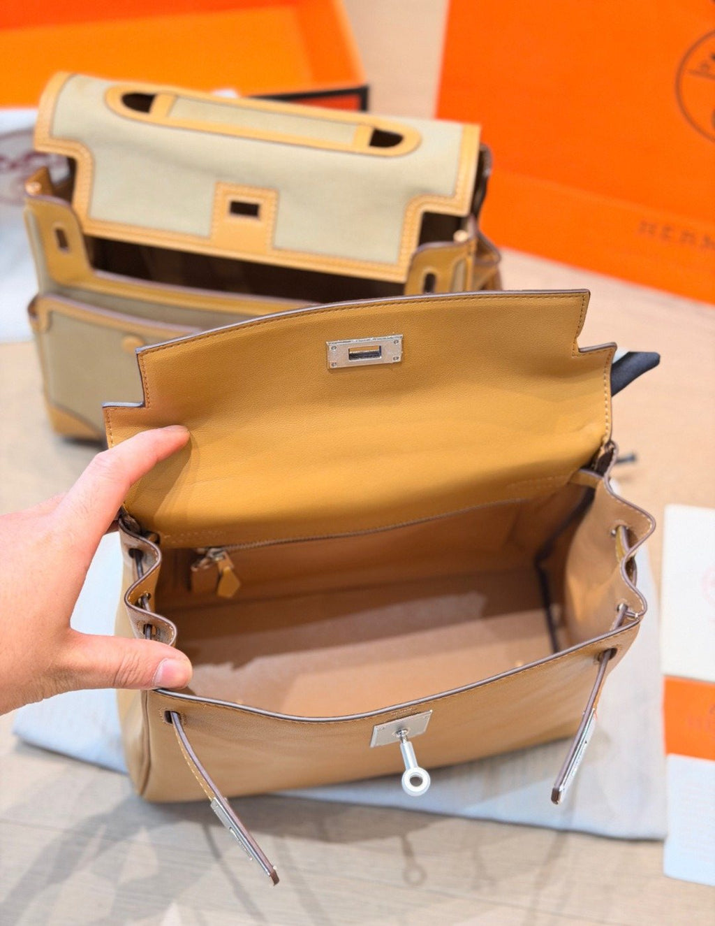 Hermès Cargo Birkin Canvas and Leather Handbag — detail