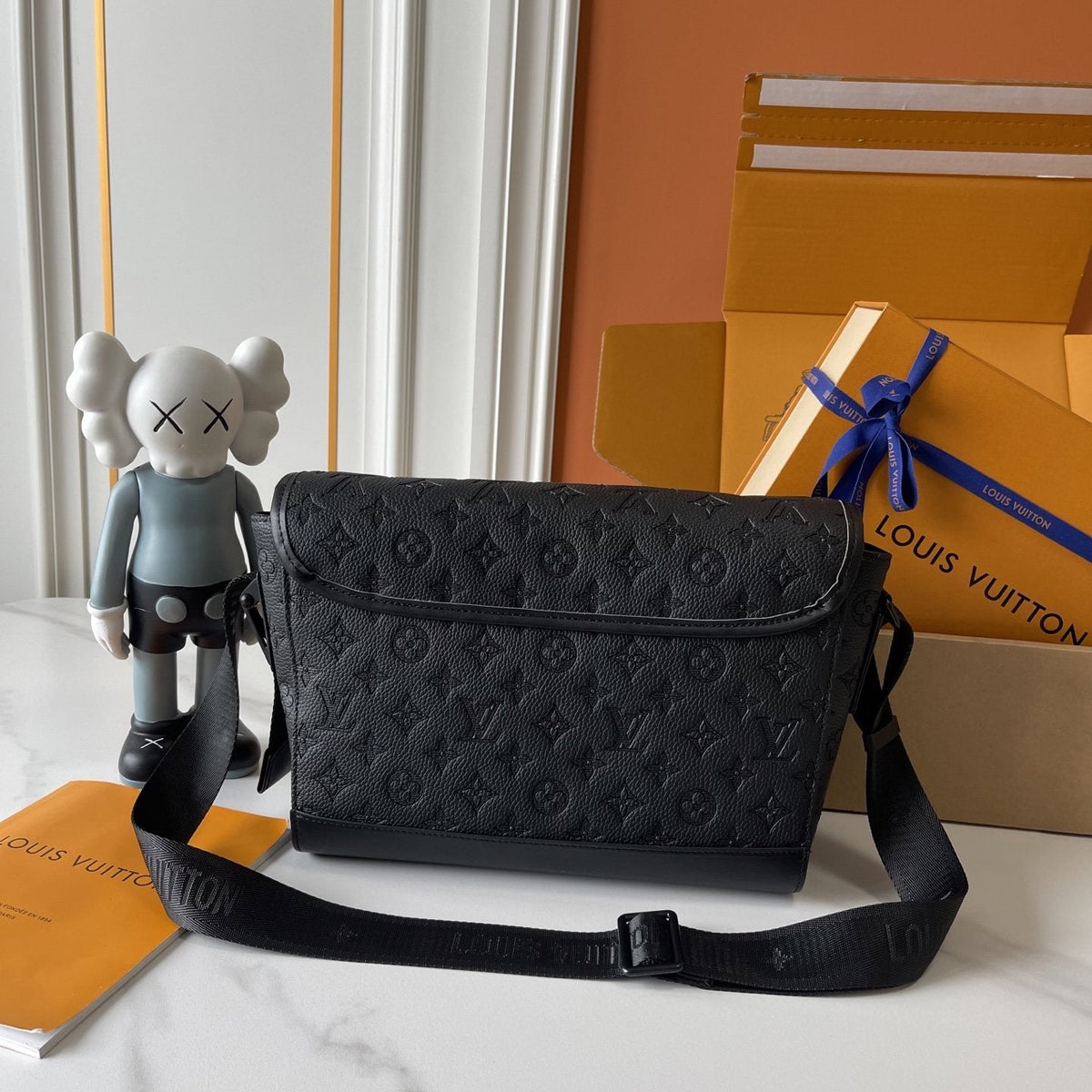 Louis Vuitton Courrier Monogram Messenger Bag — back