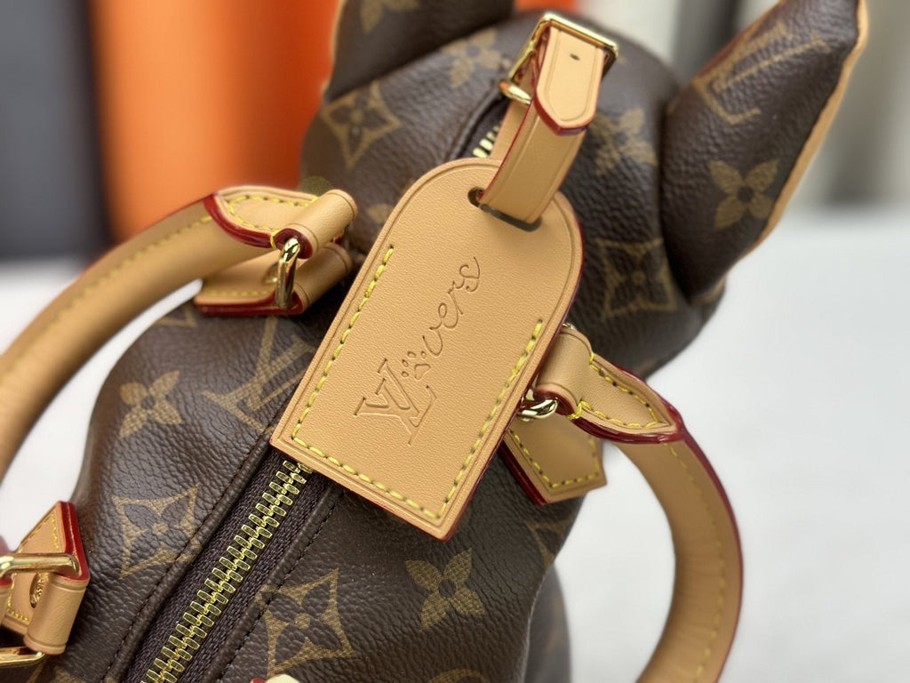 Louis Vuitton Pooch Bag Monogram Dog-Shaped Handbag — detail