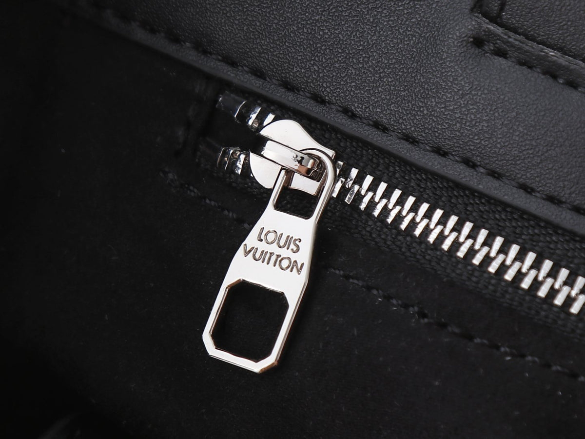 Louis Vuitton Mini Shopper Tote — detail