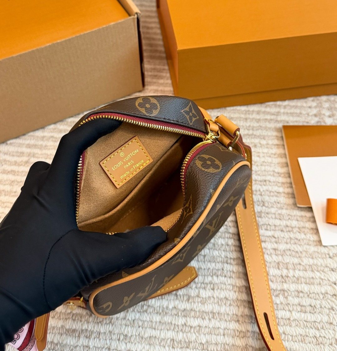 Louis Vuitton Round Monogram Crossbody Bag — detail