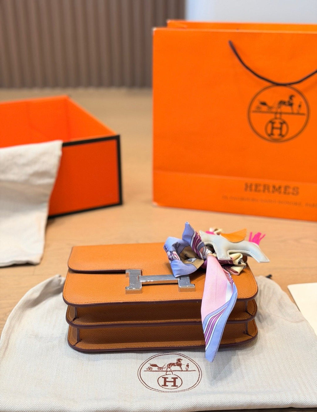 Hermès Rounded H-Clasp Flap Shoulder Bag — side