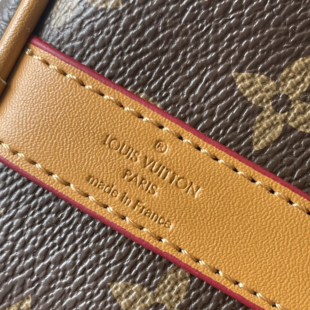 Louis Vuitton Keepa Bandouière Monogram Duffel Bag — detail