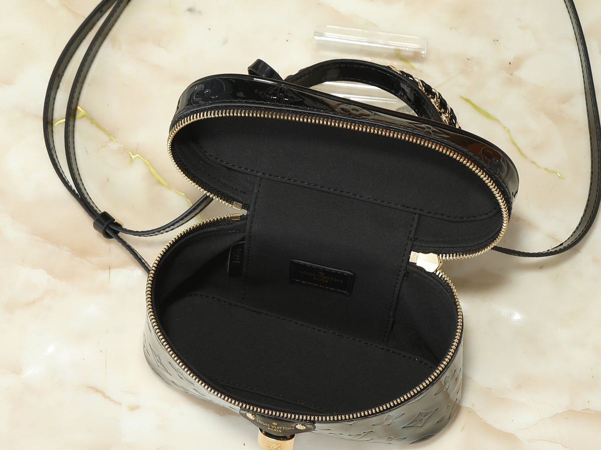 Louis Vuitton Vanity Chain Pouch Embossed Motif Bag — detail