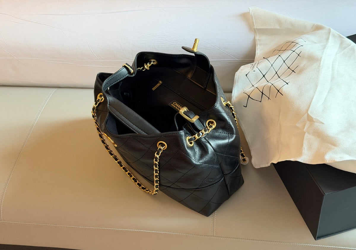 Chanel Quilted Hobo Bag with Draped Chain — detail