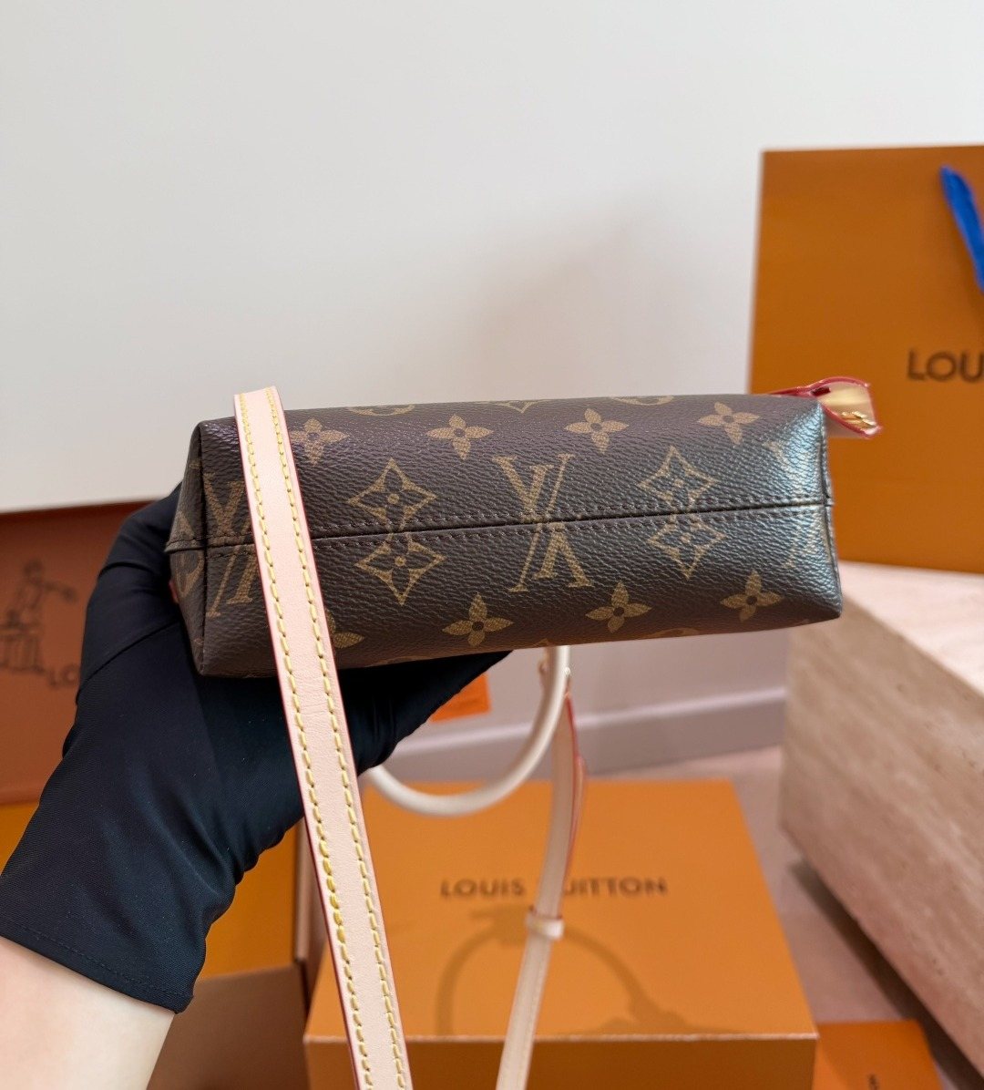 Louis Vuitton Lockit BB Monogram Top-Handle Bag — detail