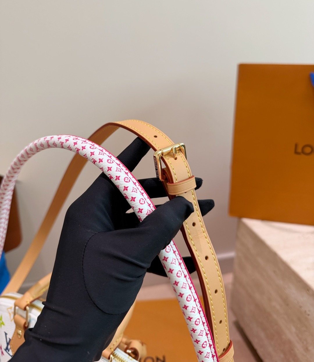 Louis Vuitton Alma White Multicolored Monogram Handbag — detail