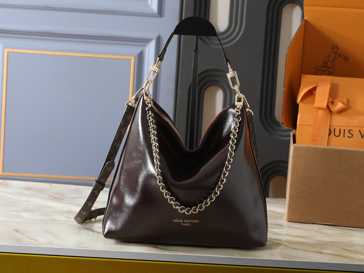 Louis Vuitton Multipass Chain Shoulder Bag — hero