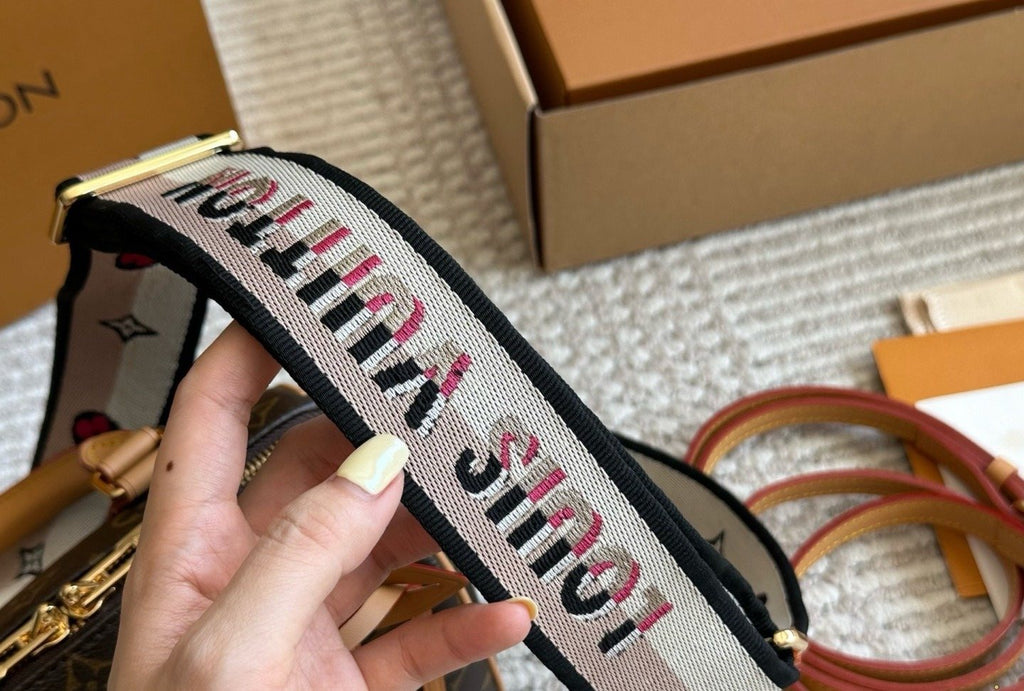 Louis Vuitton Speedy Monogram Satchel with Two Straps — detail
