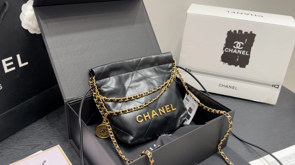 Chanel Mini 22 Quilted Chain Shoulder Bag — hero