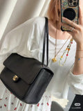 Chanel 26S Maxi Flap Shoulder Bag — model