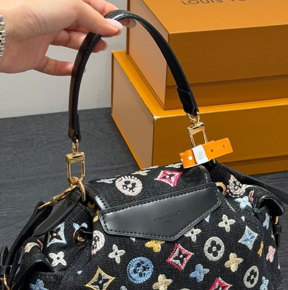 Louis Vuitton Odyssée Multicolor Monogram Bucket Bag — detail