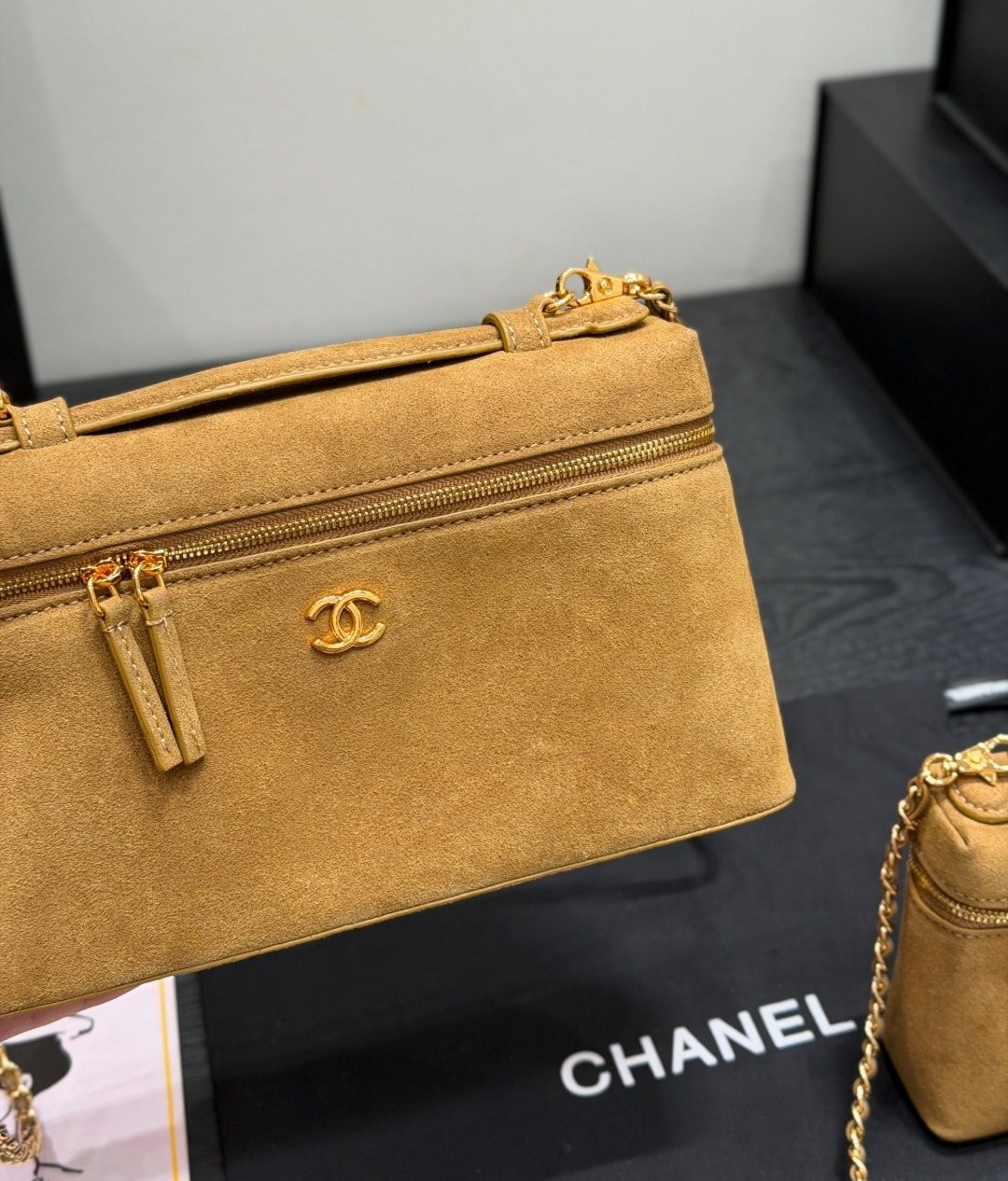 Chanel LP Top-Handle Vanity Bag — detail