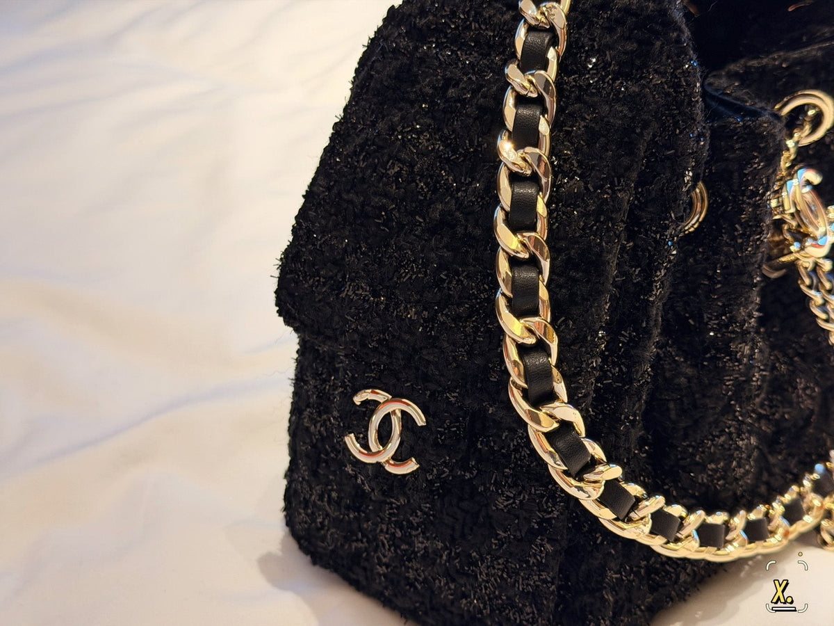 Chanel 25 Drawstring Shoulder Bag — detail
