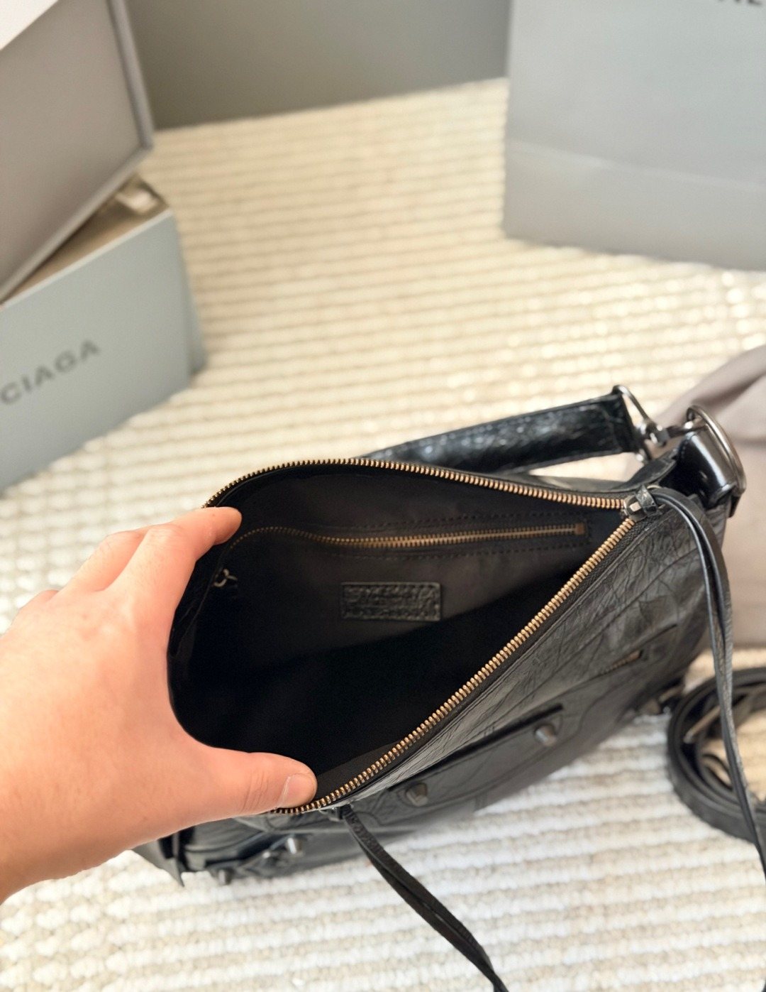 Balenciaga Le City Moto Shoulder Bag — detail