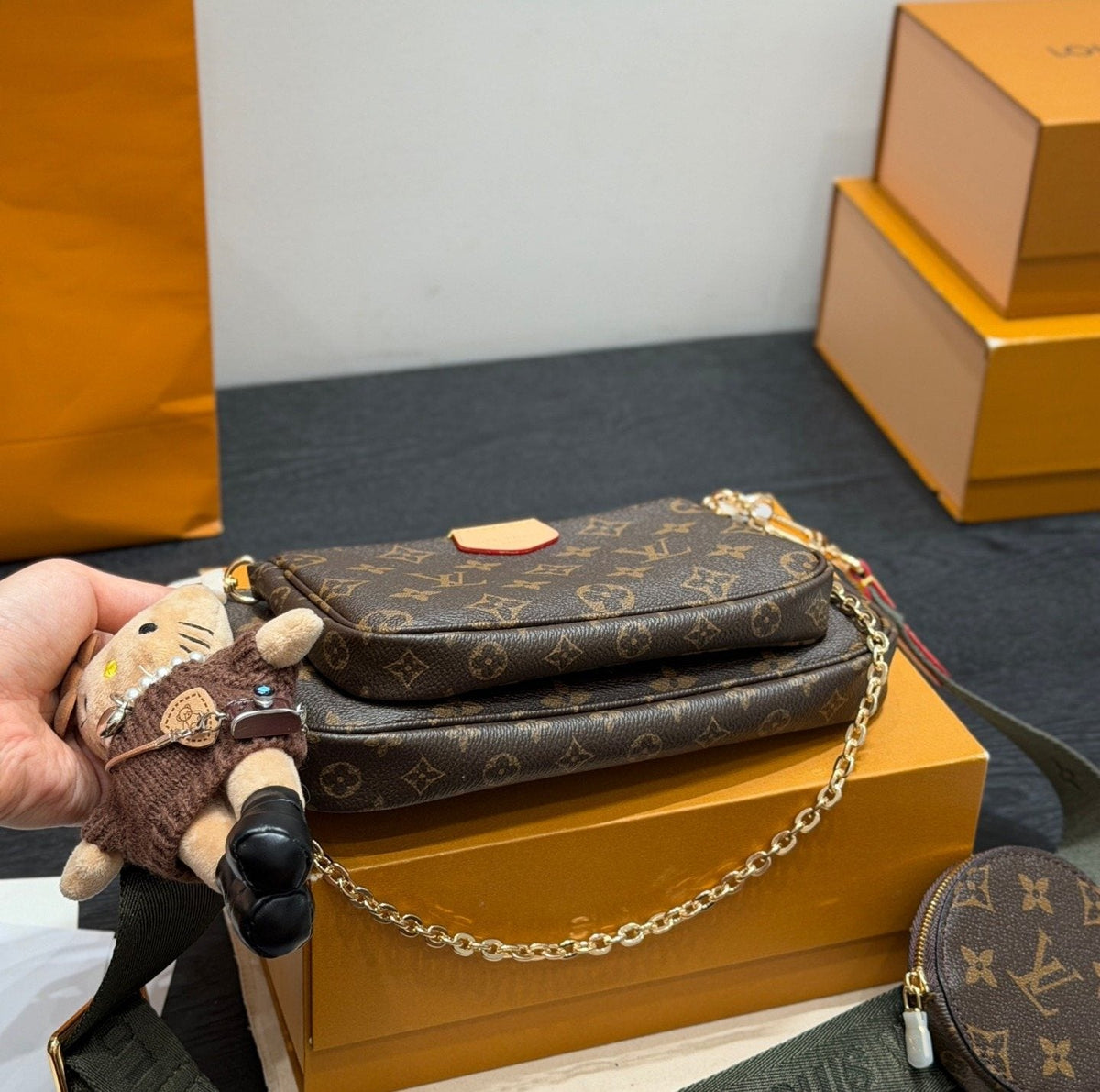 Louis Vuitton Monogram Multi-Pouch Crossbody Bag Set — detail