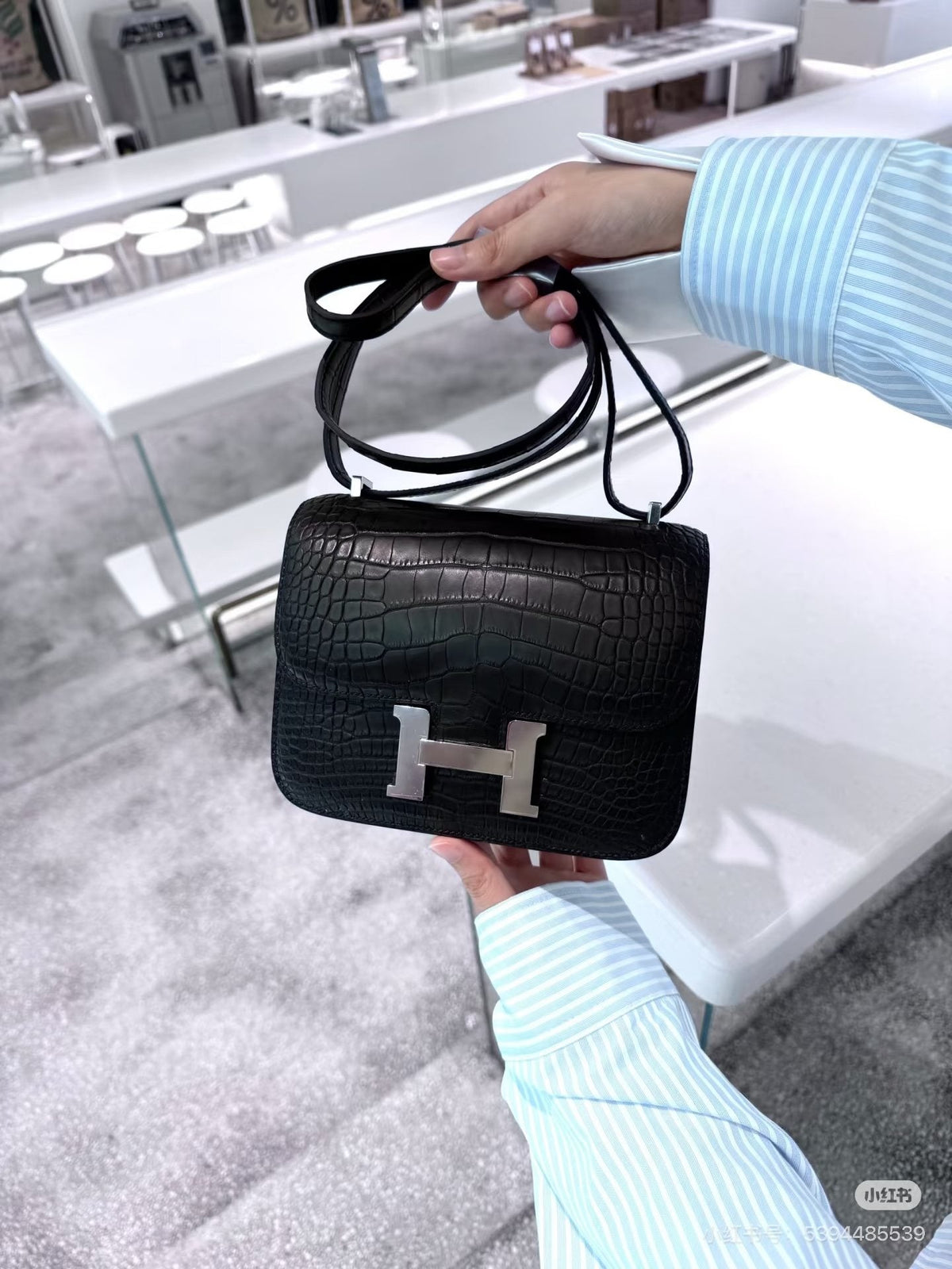Hermès H-Clasp Flap Shoulder Bag — hero