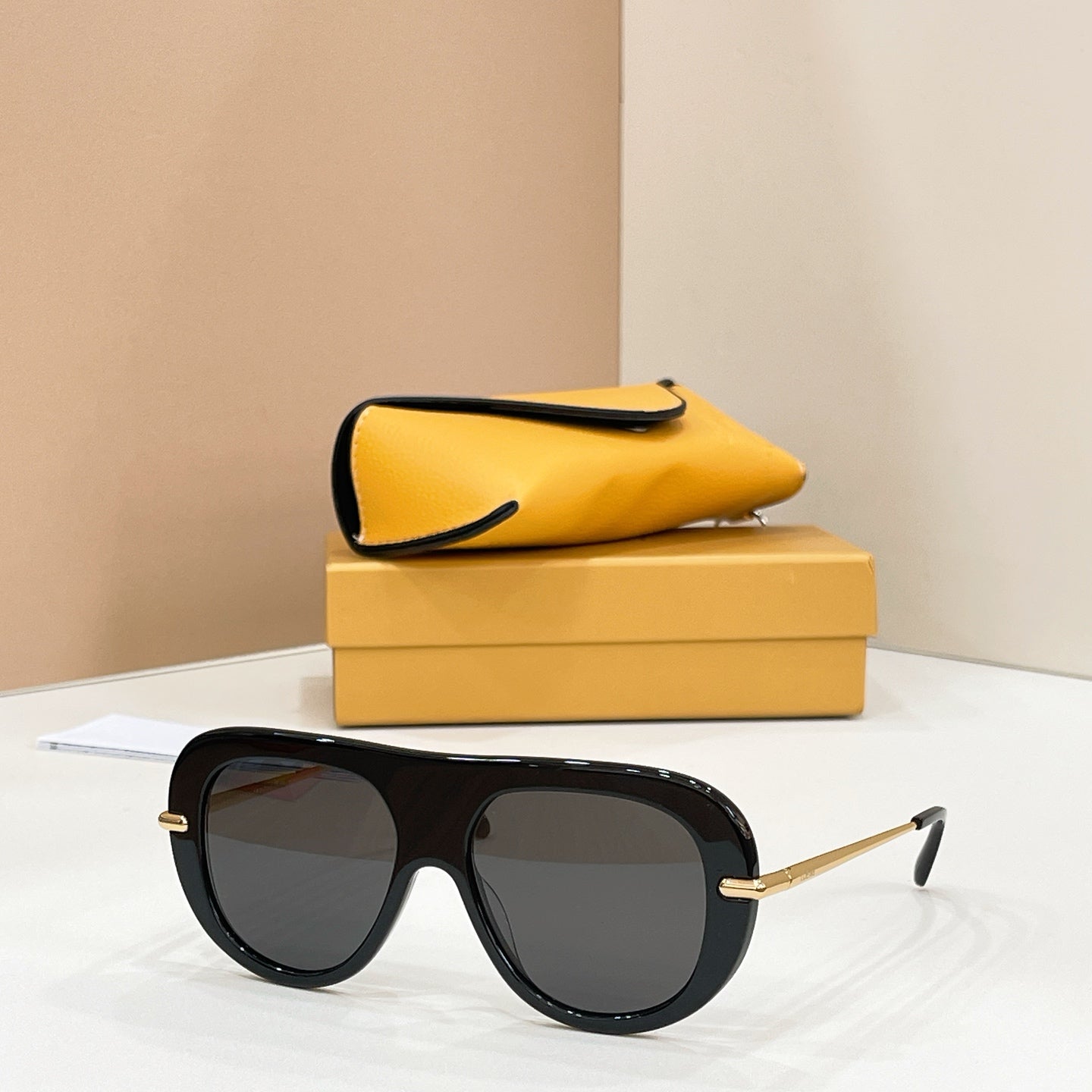 LOEWE Sunglasses-LW40186U