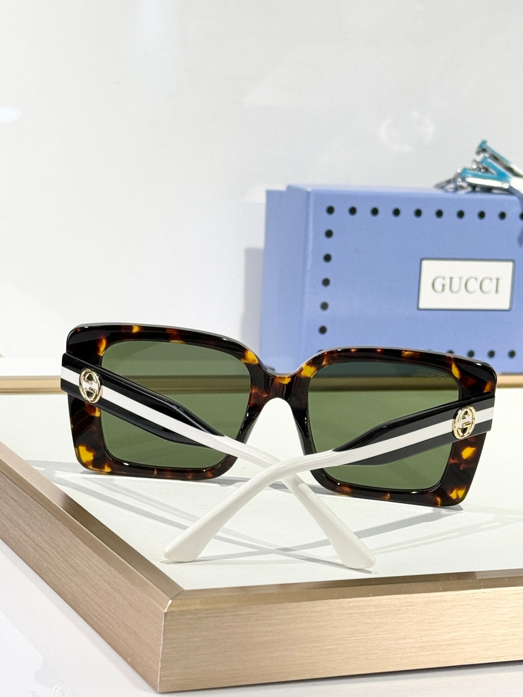 GUCCI Sunglasses-GG1861S