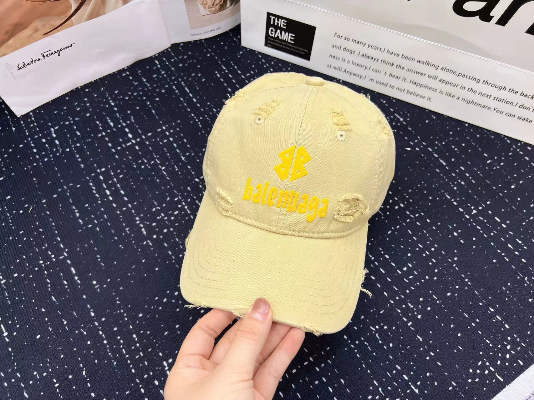 BALENCIAGA New Season Baseball Cap